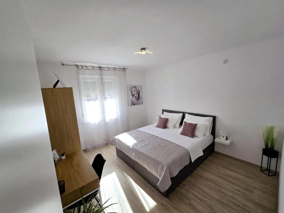 La Paulina's III Apartment in Zadar