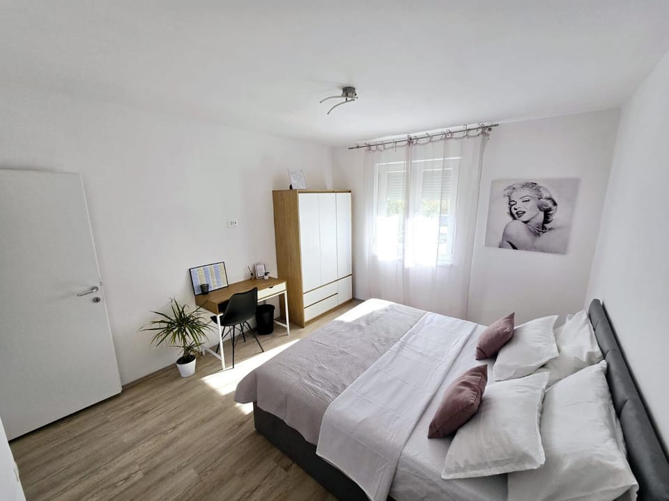 La Paulina's III Apartment in Zadar