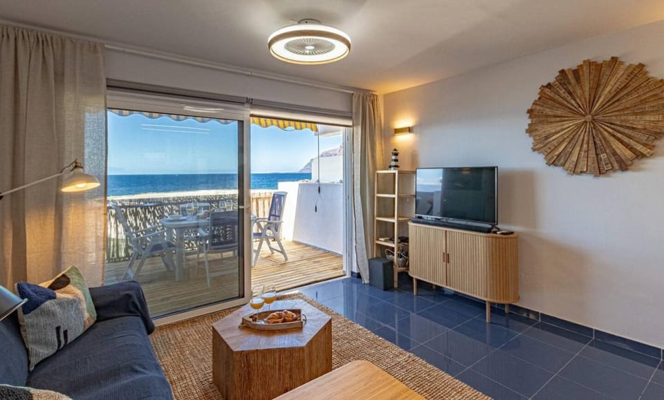 Oceanfront Oasis by Dream Homes Tenerife Apartment in Acantilados de Los Gigantes