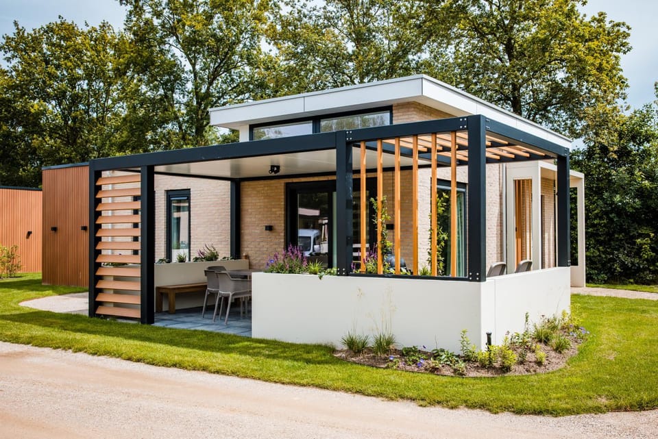 Property building, Garden, Garden view