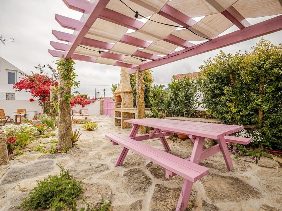 Garden, Dining area
