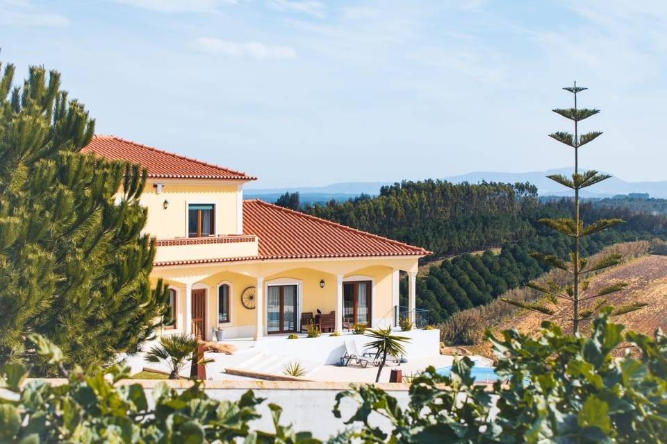 Property building, Day, Mountain view
