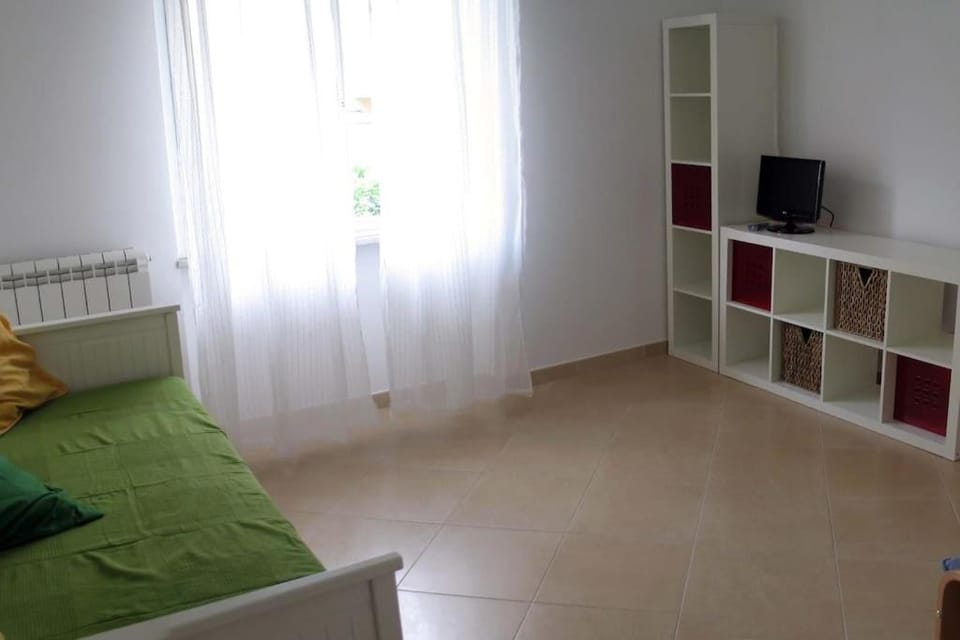 Apartment with private Garden Apartment in Finale Ligure