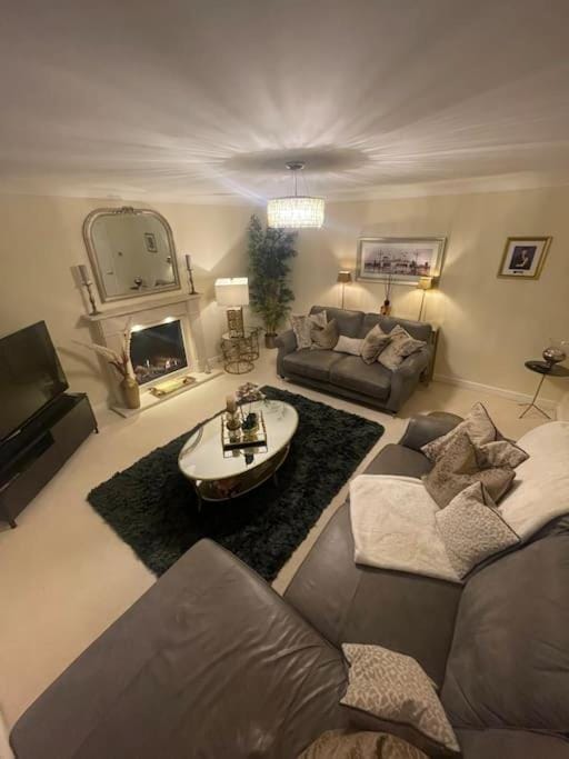 Home in Wirral - Peaceful Contemporary Gem. House in Wirral