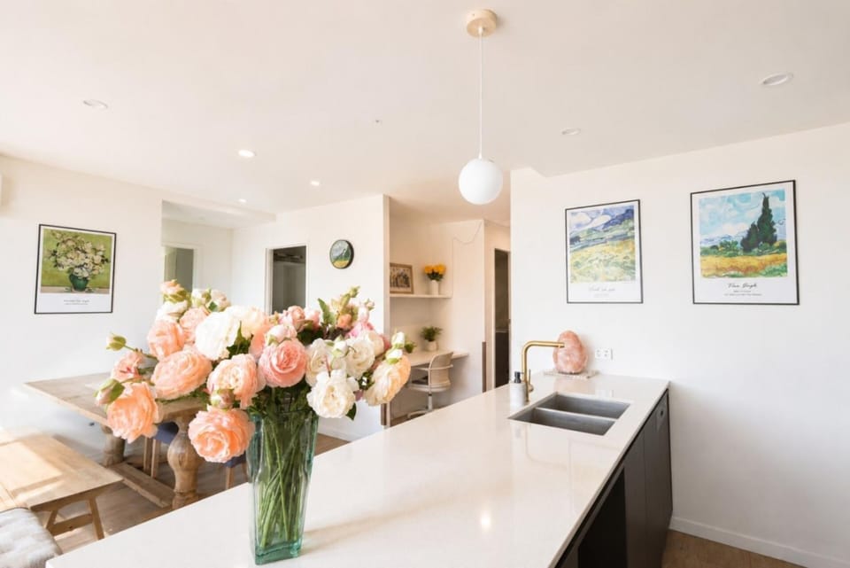 3 BRs topfloor view@Heart of Canberra free parking Apartment in Canberra