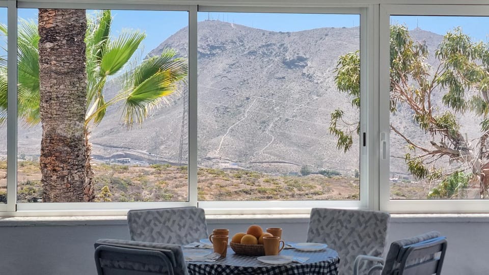 Day, Seating area, Mountain view