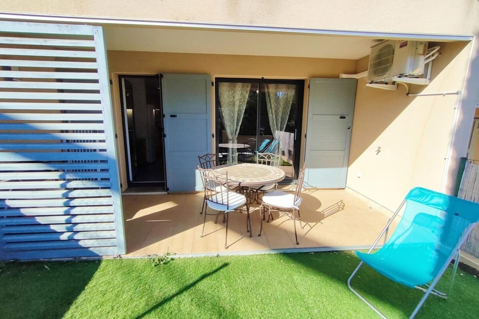 Garden, Balcony/Terrace