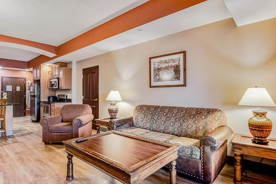 Chula Vista Condo Unit 2645 and 2647 Full Property House in Wisconsin Dells