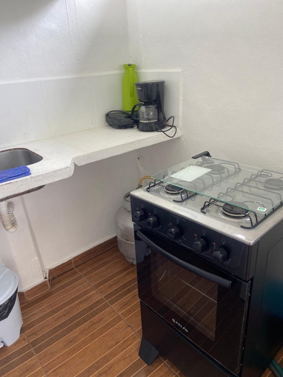 Kitchen or kitchenette, minibar, pet friendly, stove, toaster