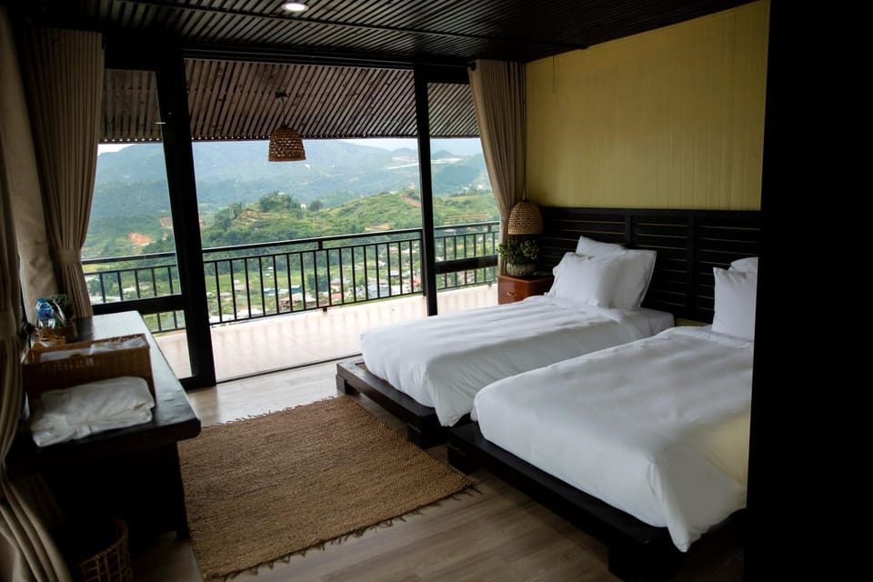 Bed, Natural landscape, View (from property/room), Photo of the whole room, Bedroom