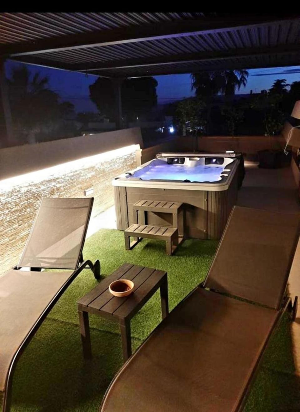 Hot Tub, Balcony/Terrace