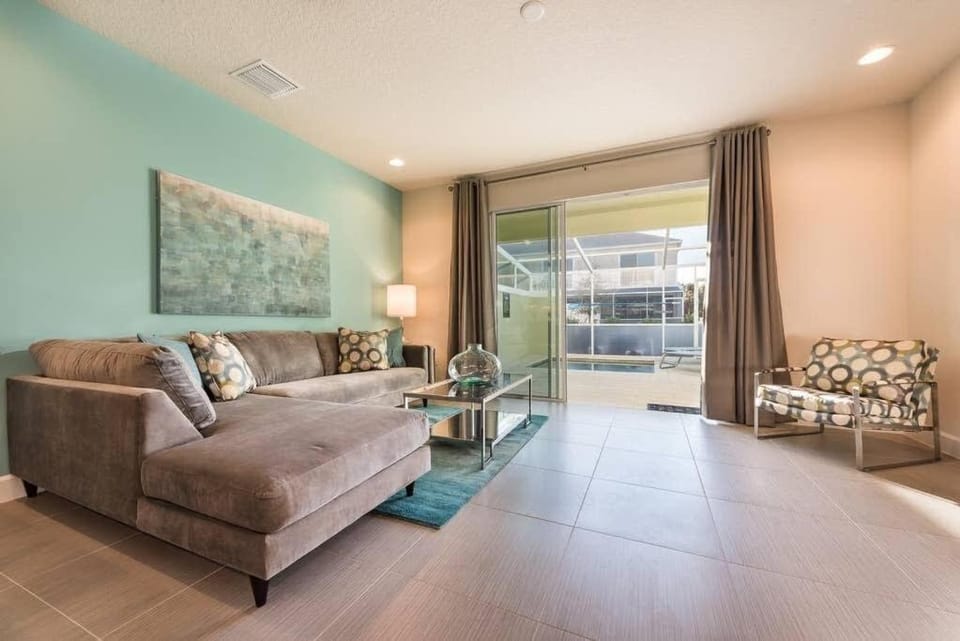 Super cozy home with private pool House in Four Corners