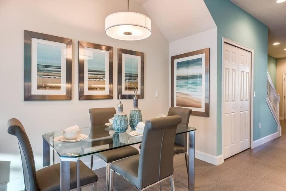 Super cozy home with private pool House in Four Corners