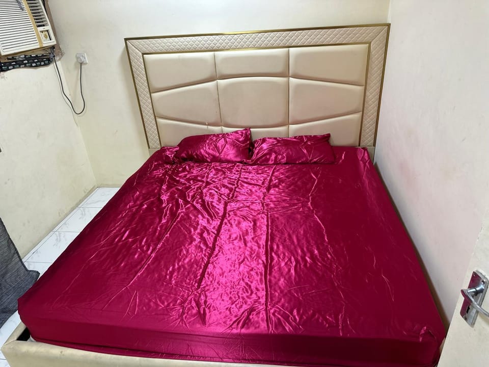 Room available in one bedroom appartment Apartment in Al Sharjah