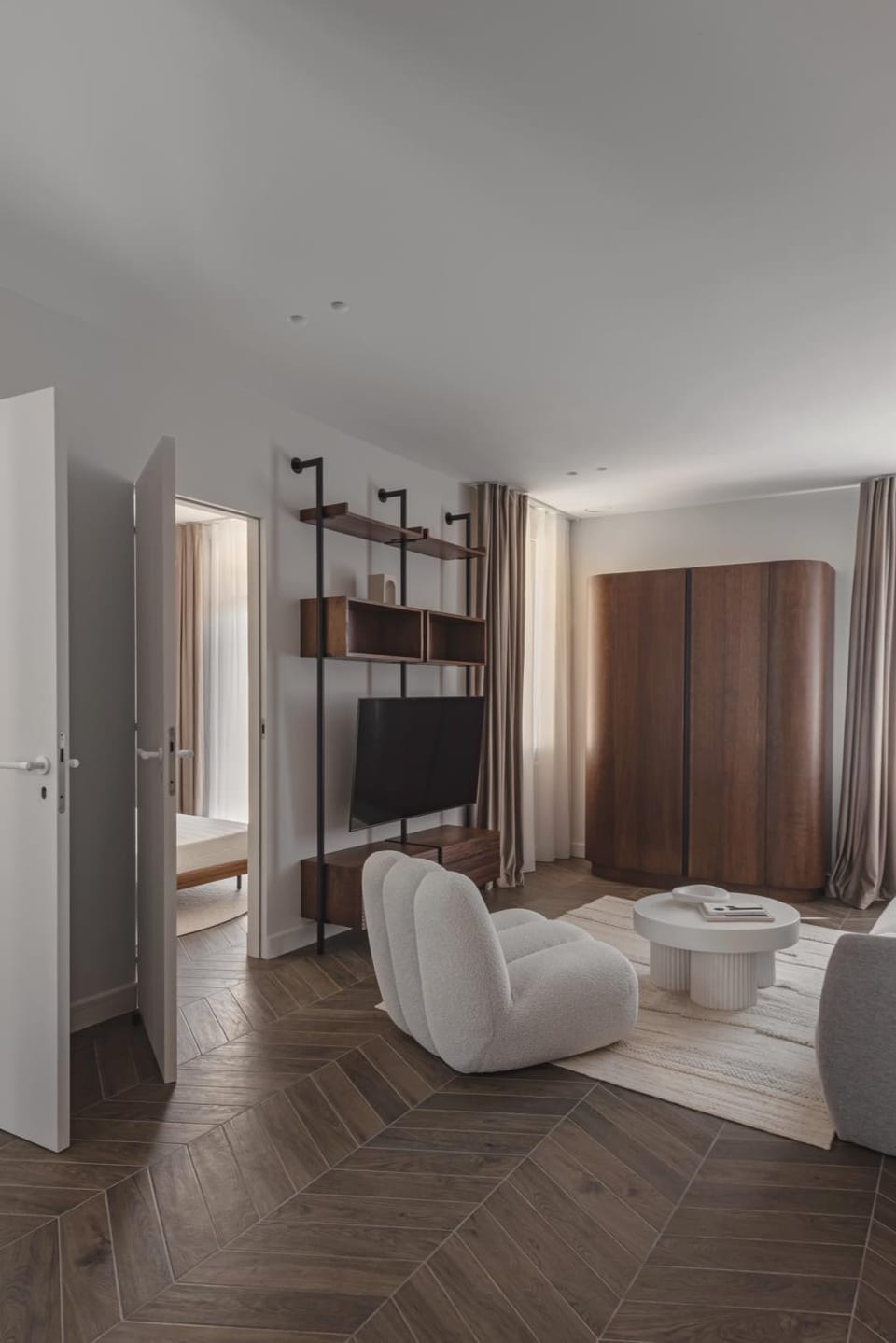 2 Bedroom Apartment next to Monaco Apartment in Monaco