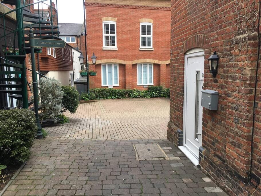 The Print Rooms, Old Printworks, Winchester Apartment in Winchester