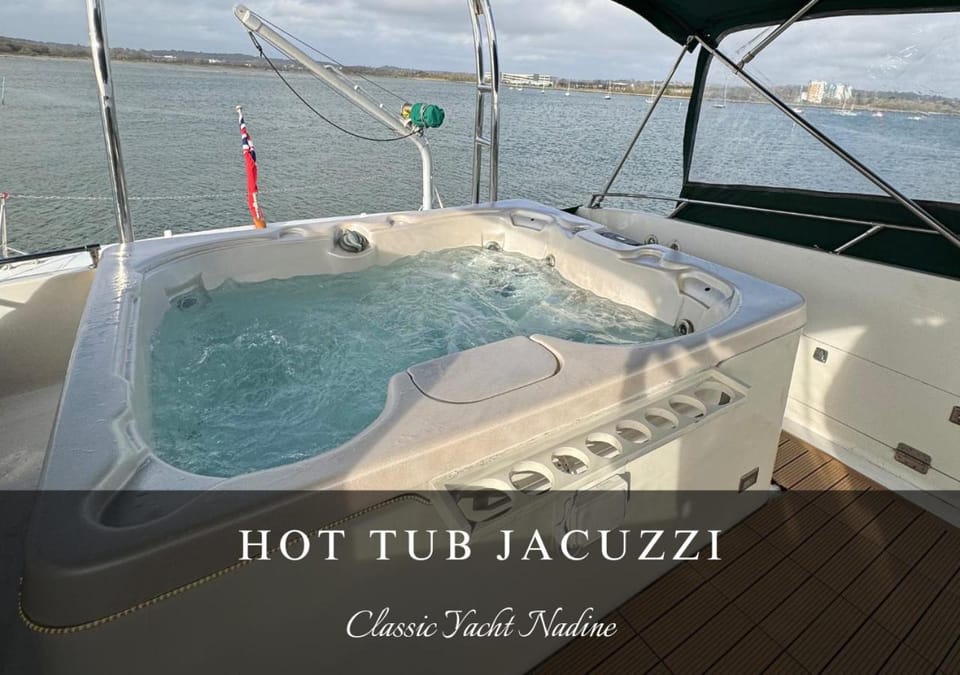 Natural landscape, Hot Tub