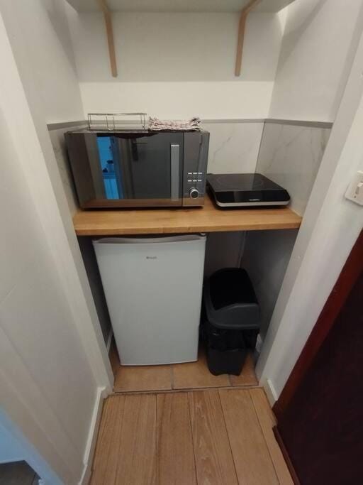Le ptit nid de Louviers TV/Fibre Apartment in Normandy