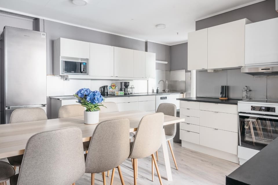 Kitchen or kitchenette, Dining area, dishwasher, minibar, pet friendly, stove