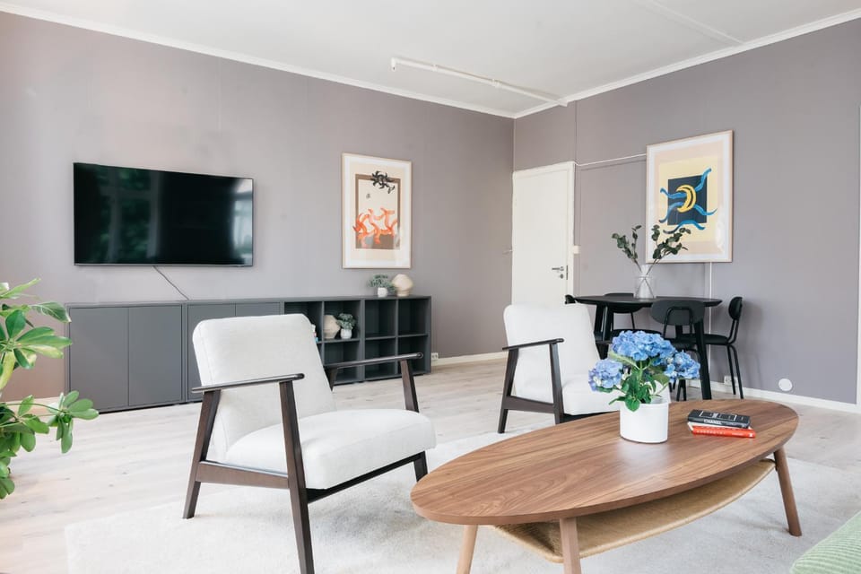 TV and multimedia, Living room, Seating area