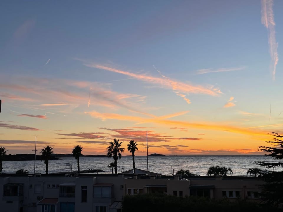 Sea view, Sea view