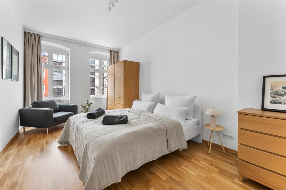 Bed, Photo of the whole room, Bedroom, towels, wardrobe