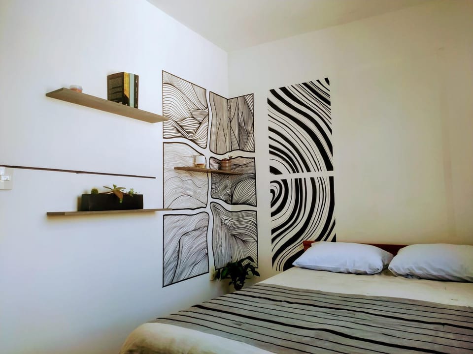 Bed, Photo of the whole room, Bedroom