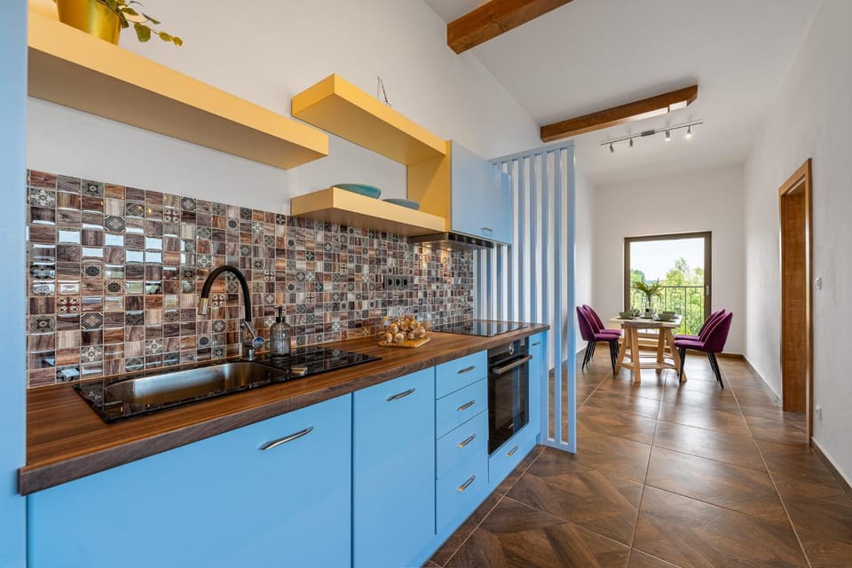 Kitchen or kitchenette, Living room, Dining area, Diving, pet friendly, stove