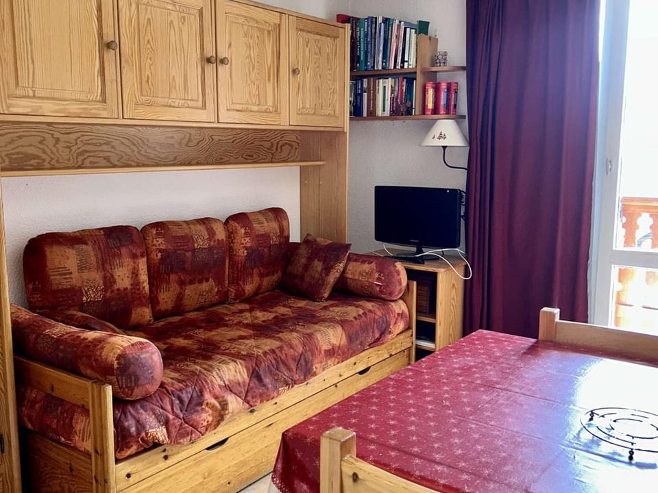 Studio cosy pour 4 pers avec balcon - Alpe d'Huez, quartier de l'Eclose, proche commerces et pistes - FR-1-405-336 Apartment in Huez
