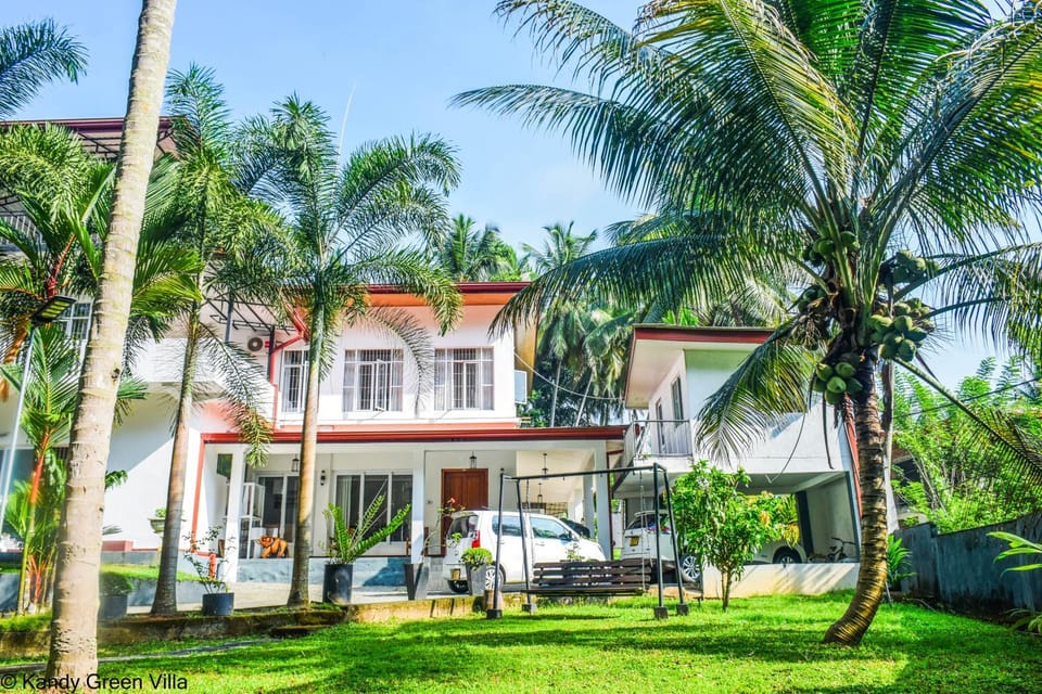 Property building, Day, Garden, Garden view, Parking