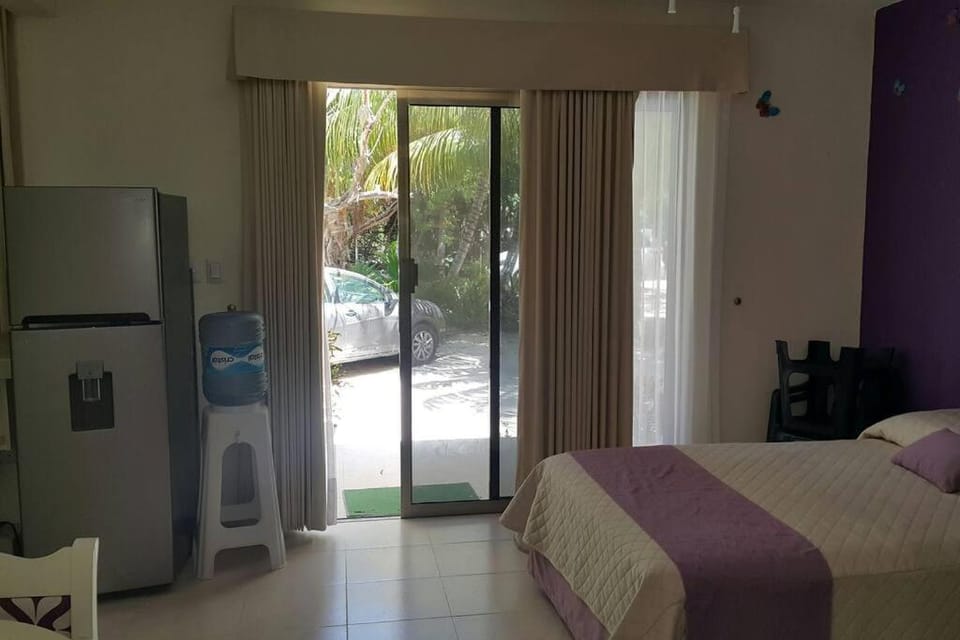 Marysol d10 private beach next to nomads Apartment in Isla Mujeres