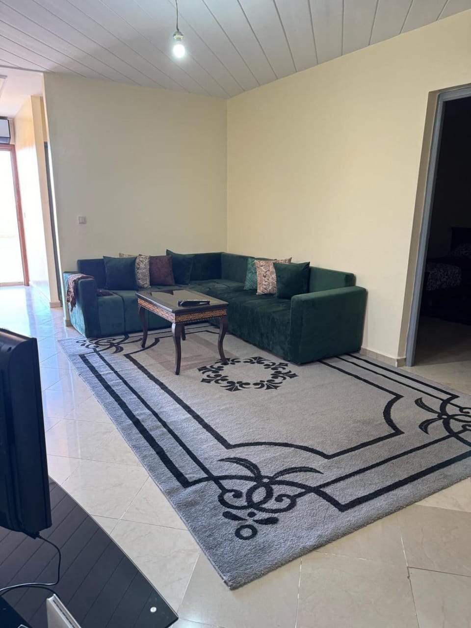 Appartement Terazza, Boulevard Mohammed Derfoufi, Oujda, pres de la station des grands taxis vers Berkane, Saidia, Nador Bed and Breakfast in Morocco