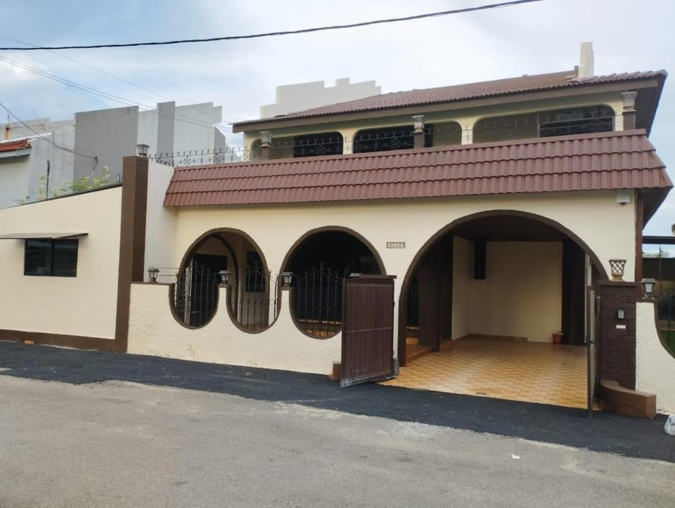 Property building, Facade/entrance