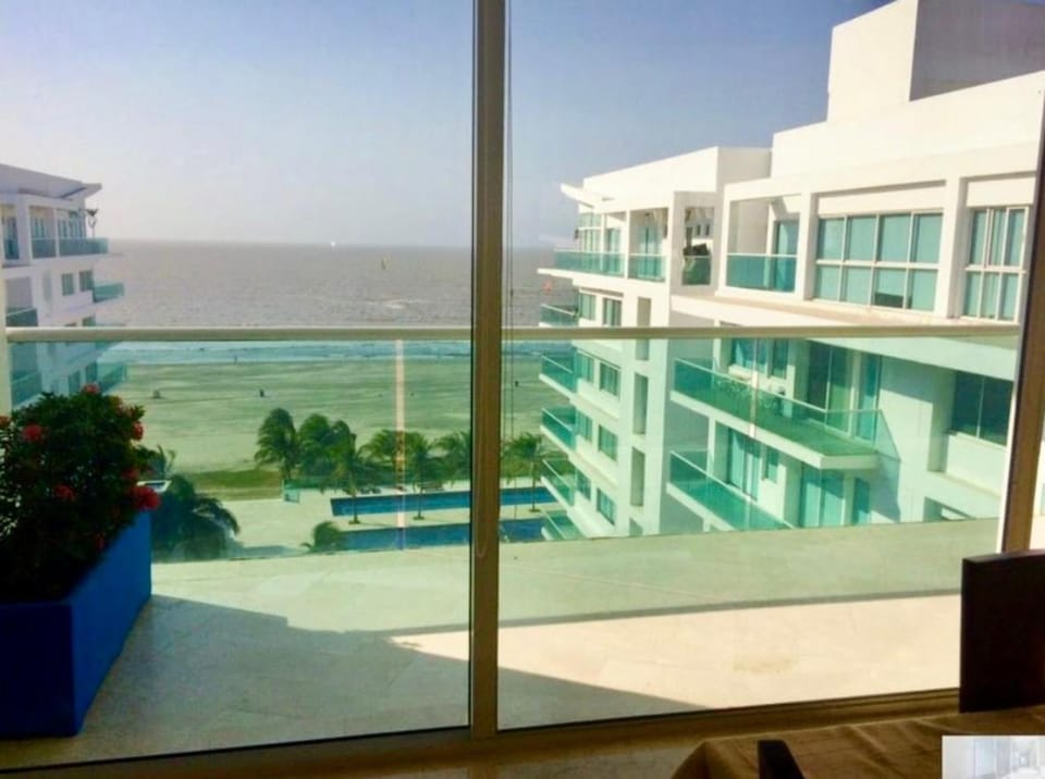 Front Ocean View Penthouse Cartagena Apartment in Cartagena