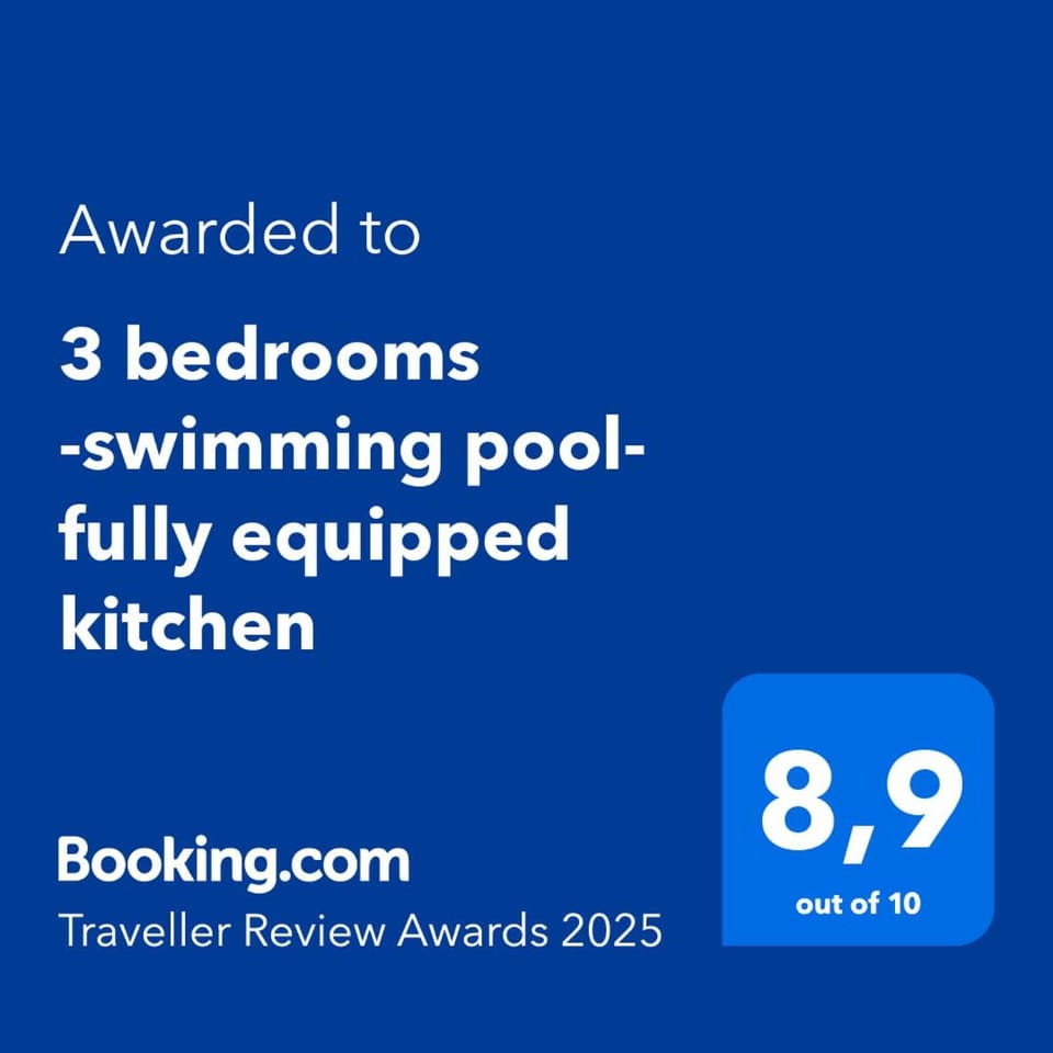 Three bedrooms House on first floor and access to swimming pool Apartment in Rivière Noire District, Mauritius