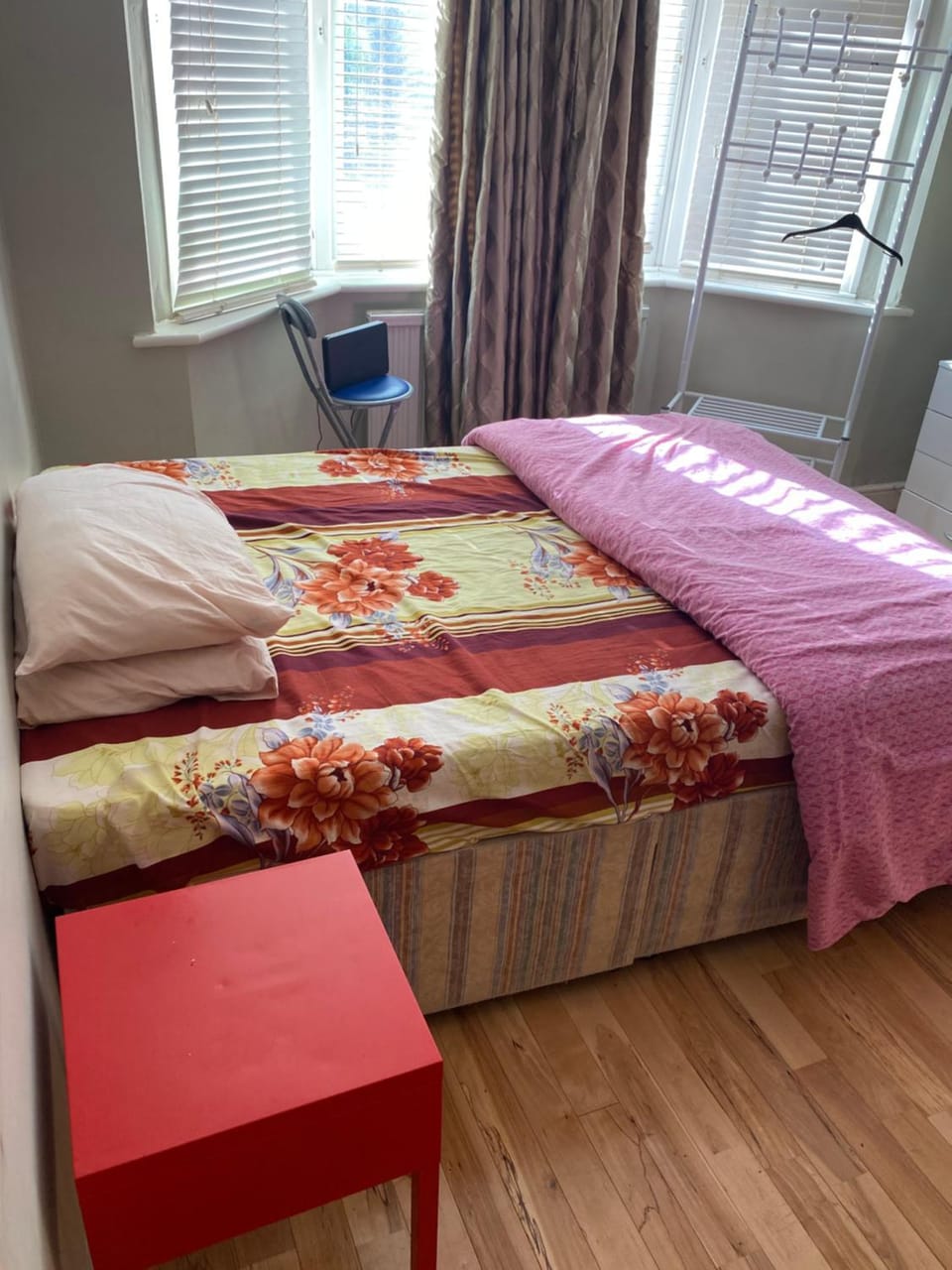 Private Lovely double bedroom Vacation rental in High Wycombe