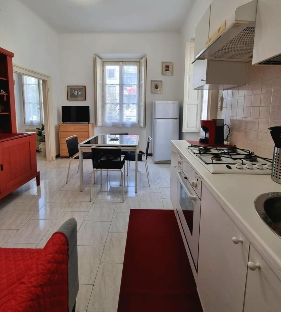 Living room, kitchen, kitchen