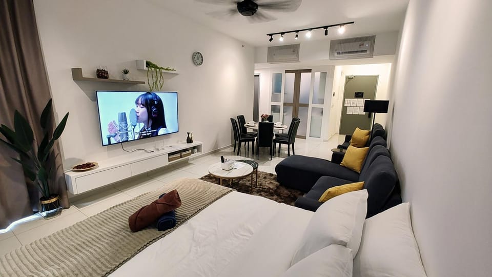 TV and multimedia, Living room, Seating area