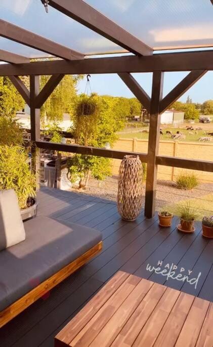 Pool, Sauna und Blick ins Grüne House in Saxony-Anhalt, Germany