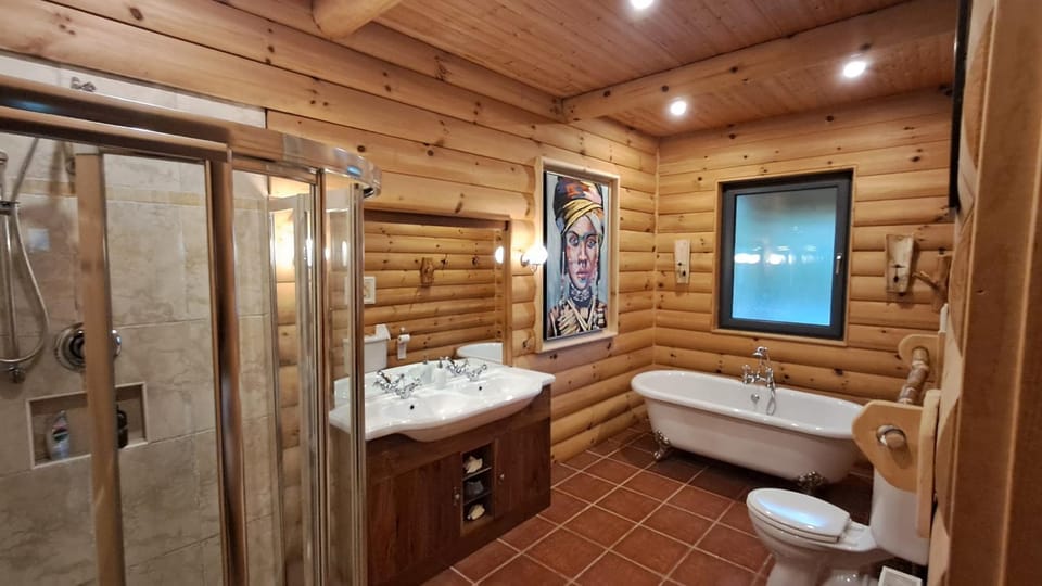 Eaglewood Lodge House in County Mayo