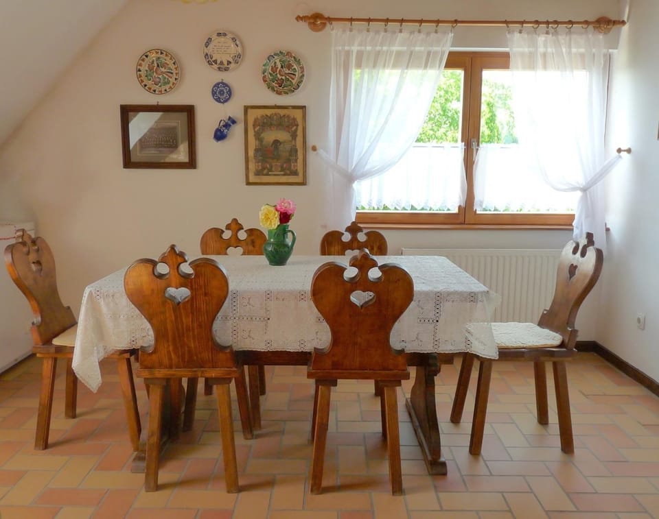 Aranyház Apartmanszállás Bed and Breakfast in Hungary