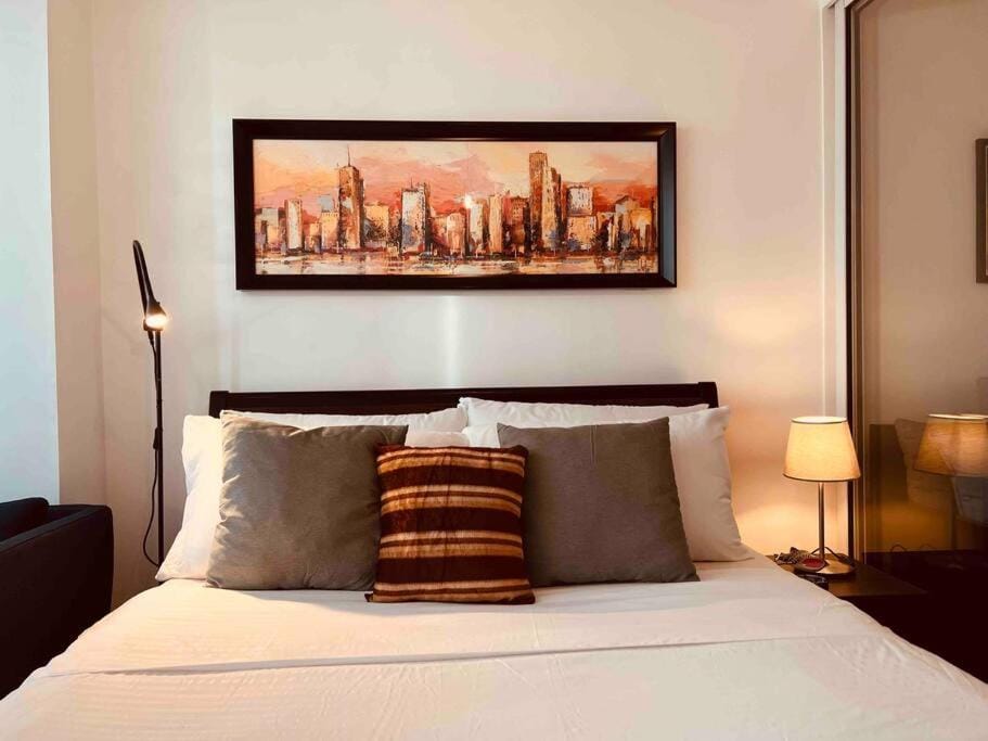 Bed, Bedroom