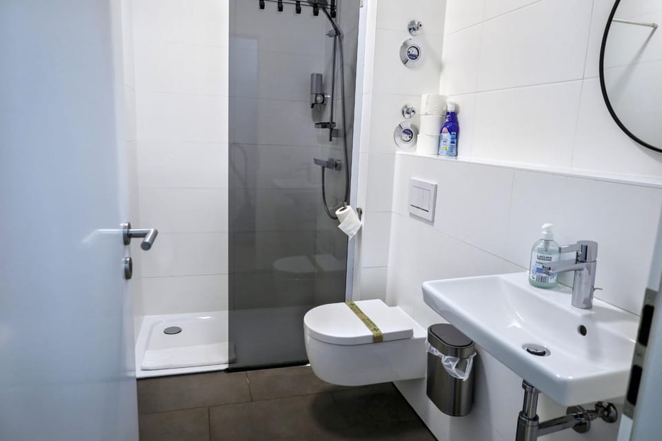 Shower, Toilet, Bathroom