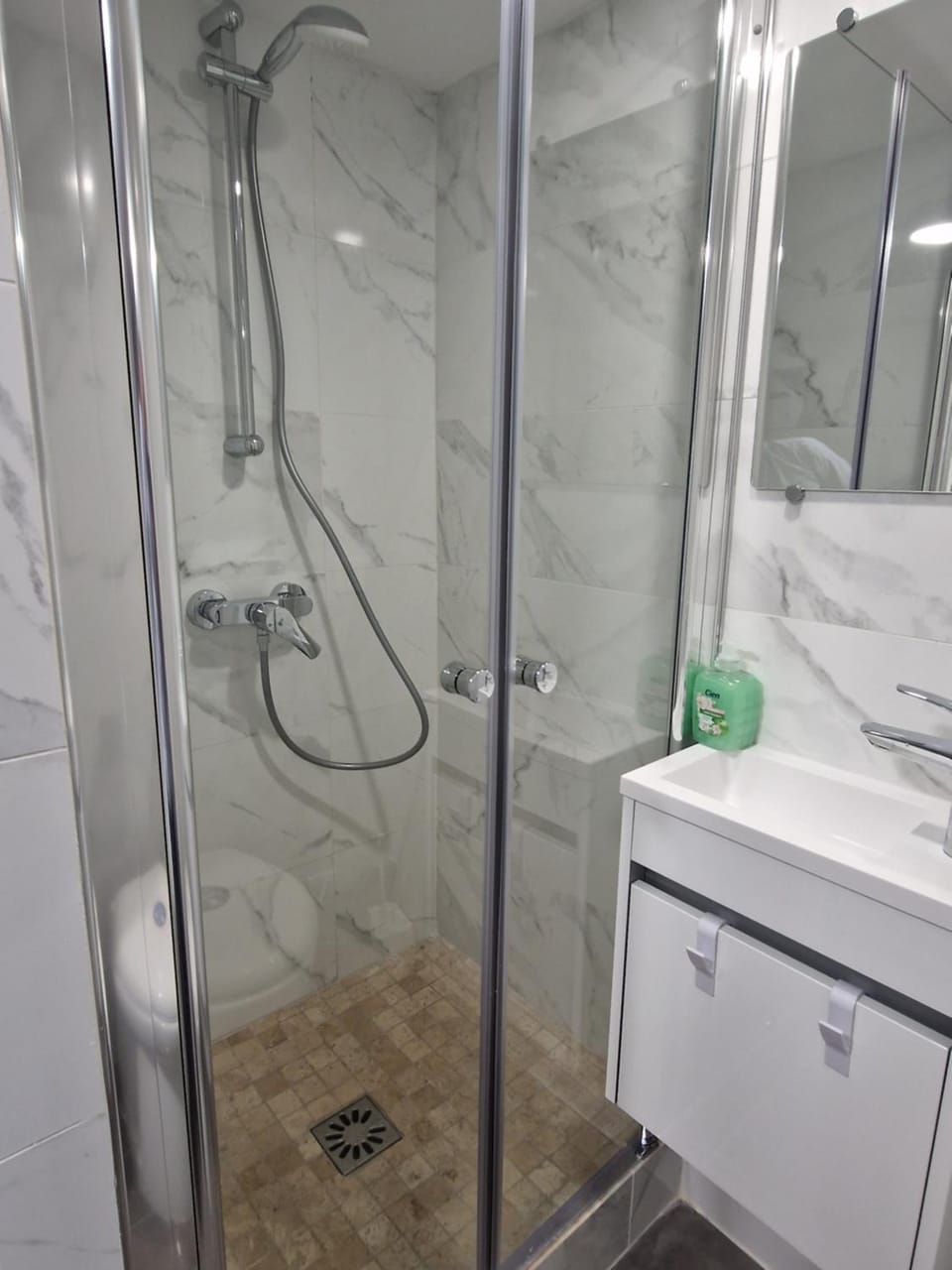 L'auberge de Sucy - Studio Climatisé Apartment in Île-de-France