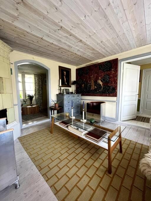 Gränna Grandeur Stay in Style Villa in Västra Götaland County