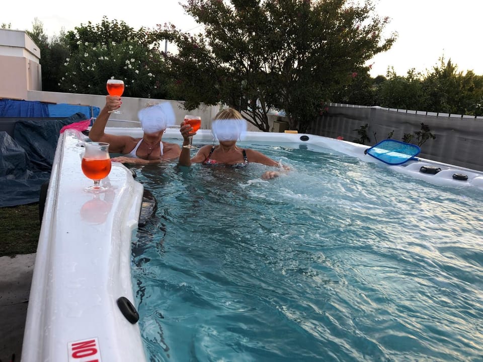 Hot Tub, Spa and wellness centre/facilities