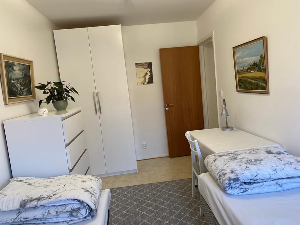 Nära till allt, i delad lägenhet Vacation rental in Skåne County