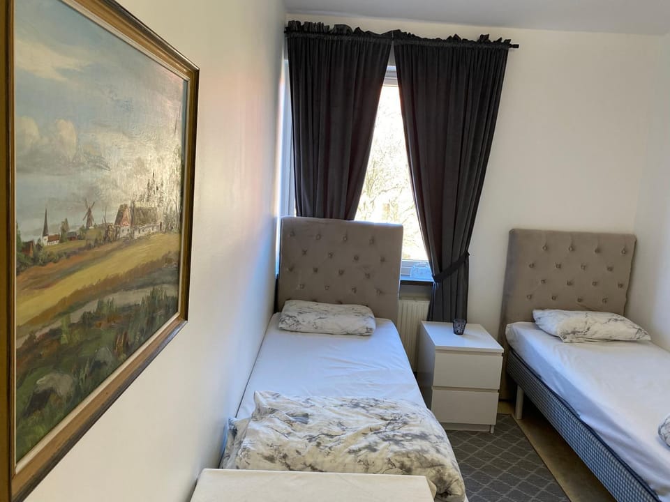 Nära till allt, i delad lägenhet Vacation rental in Skåne County