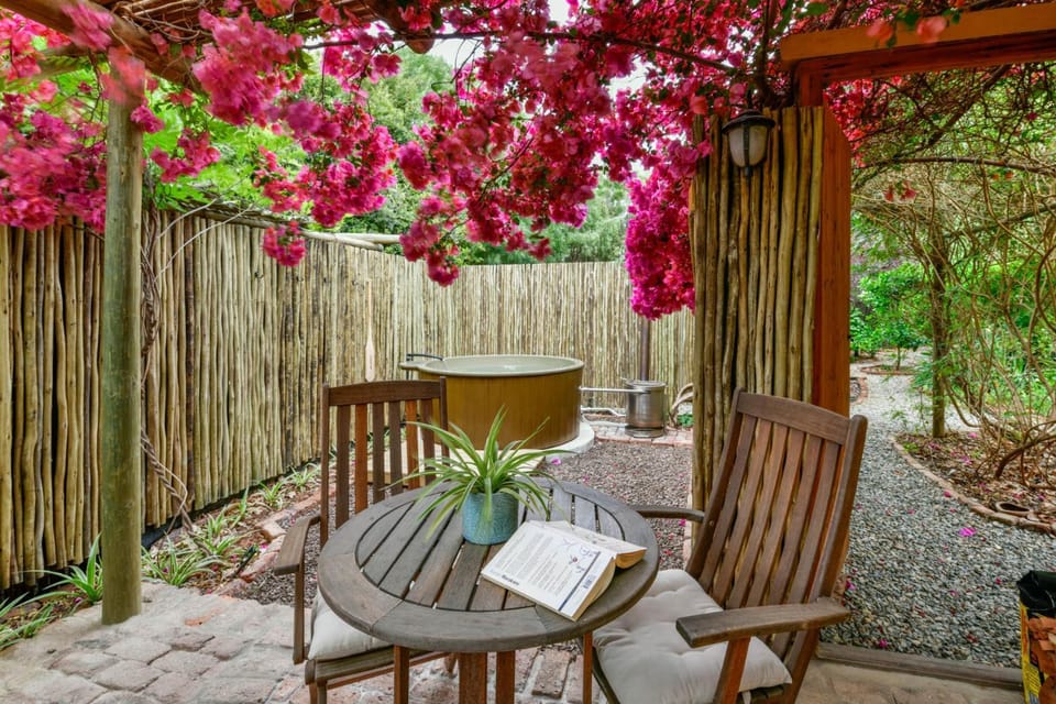 Patio, Hot Tub, Seating area, Garden view