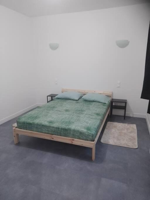 appartement 2 T2 neuf et élégant proche zénith Apartment in Auvergne-Rhône-Alpes
